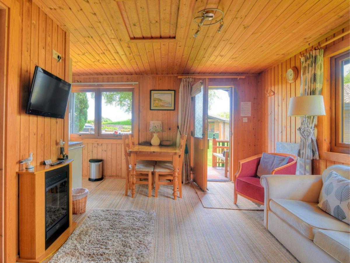 Вилла 4 Pinewood Retreat Лайм-Реджис Экстерьер фото